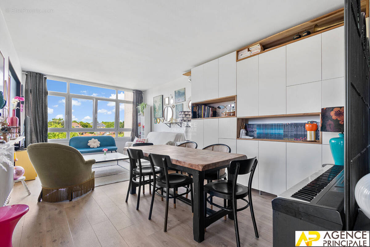 Appartement à MAISONS-LAFFITTE