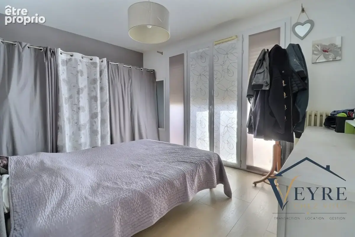Maison 4 pièces 75 m² à vendre à Vic-Le-Comte (63270) - photo 9