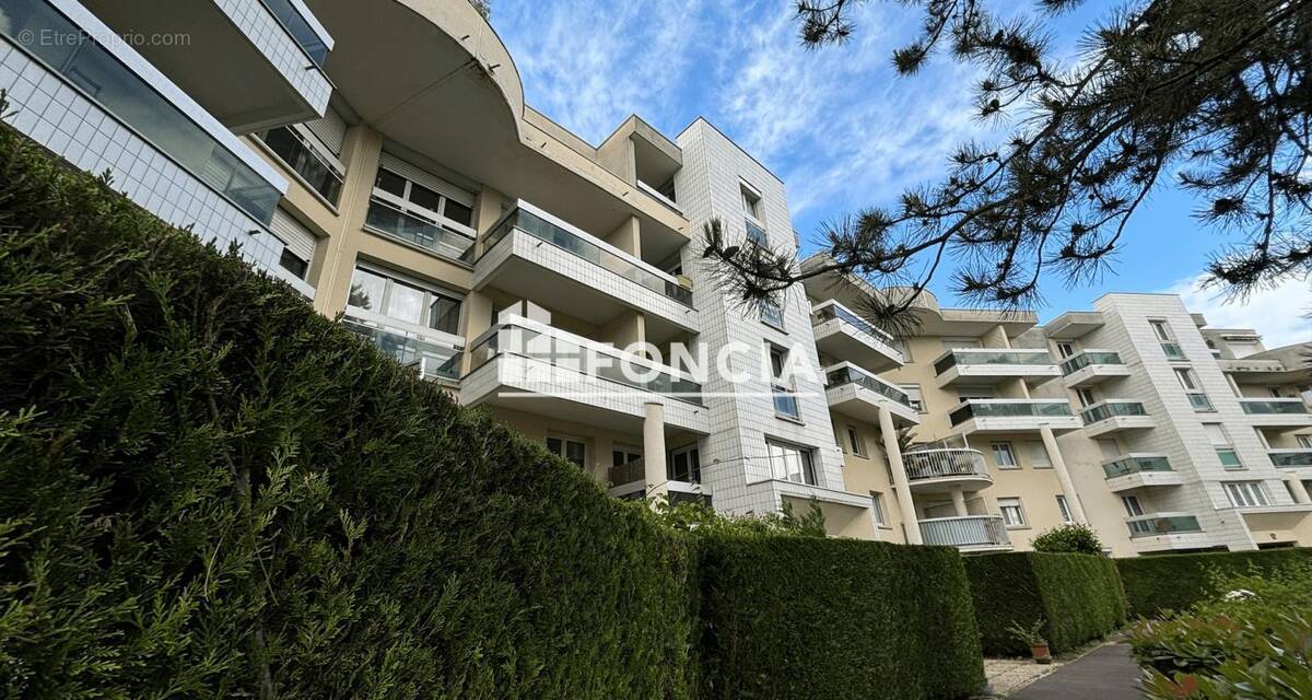 Appartement à ERMONT