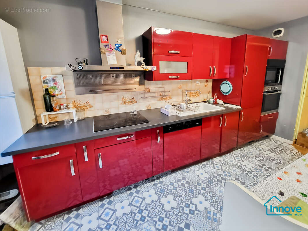 Appartement à PARIS-14E