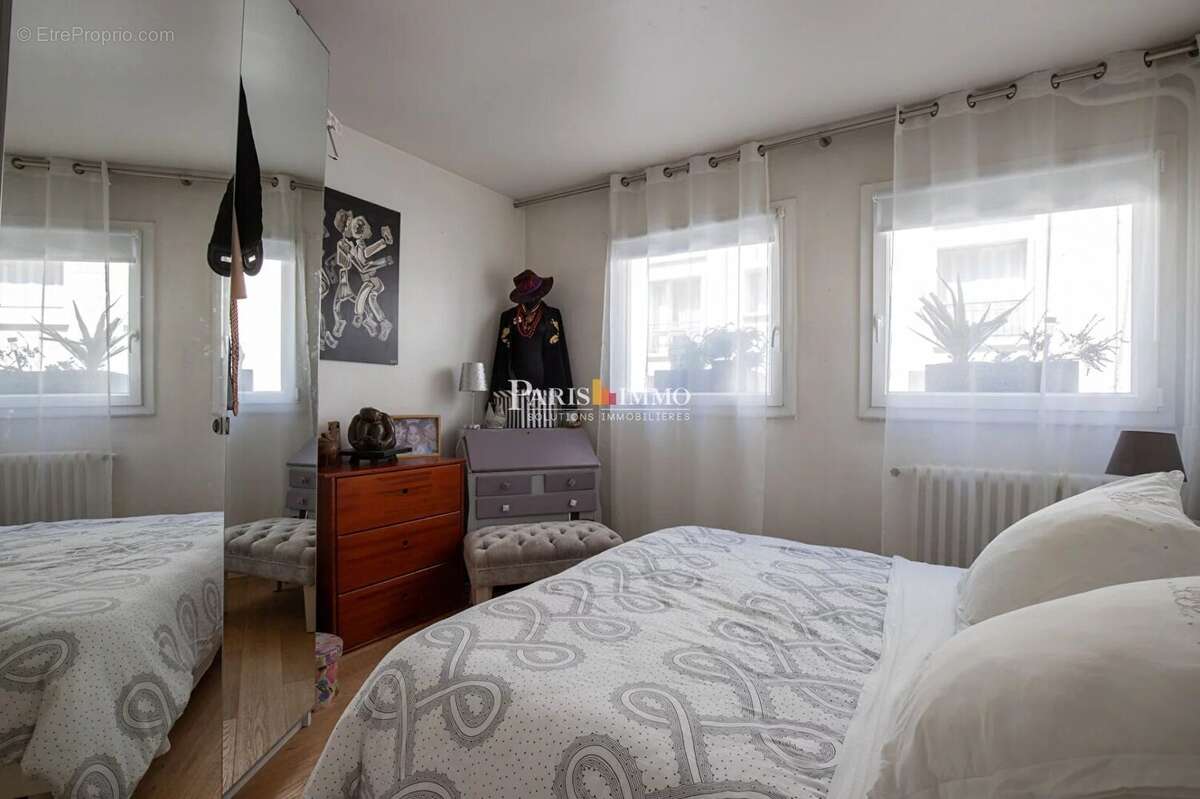 Appartement à PARIS-18E