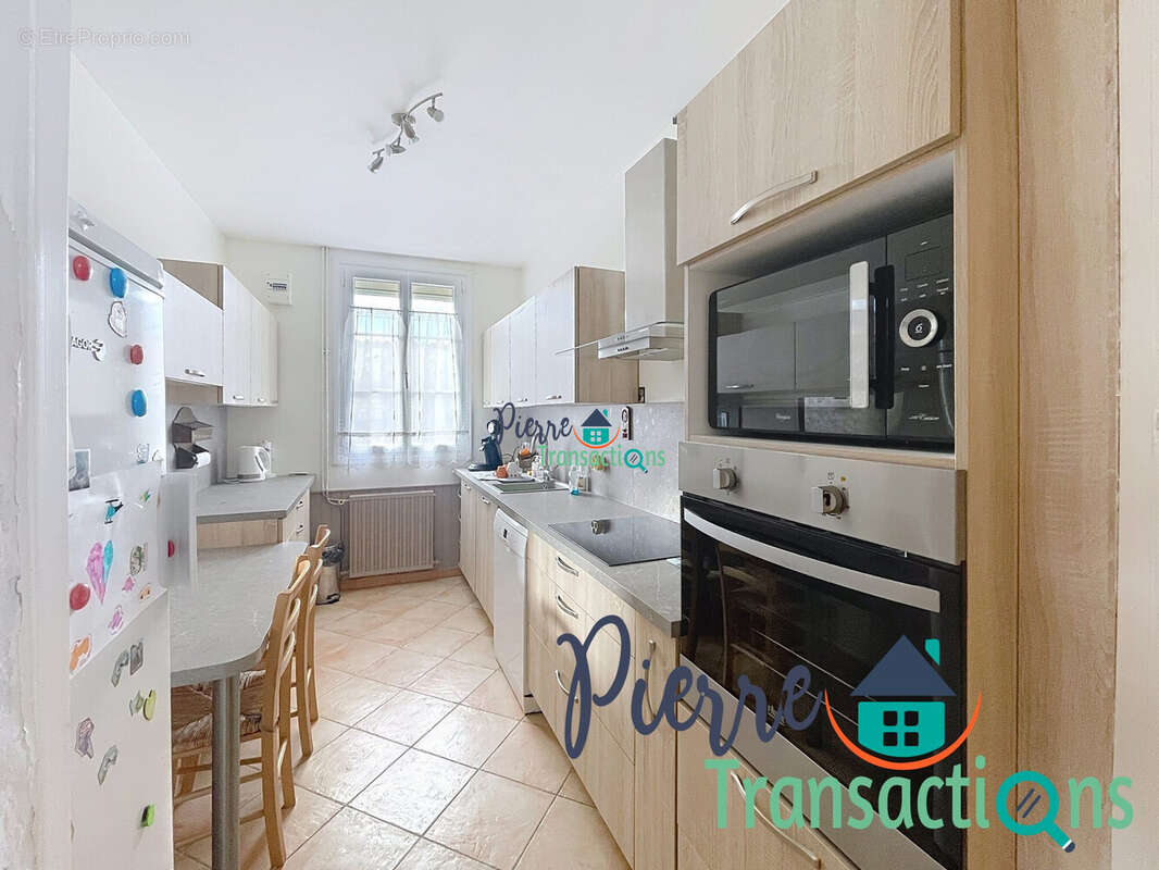 Maison à LILLEBONNE