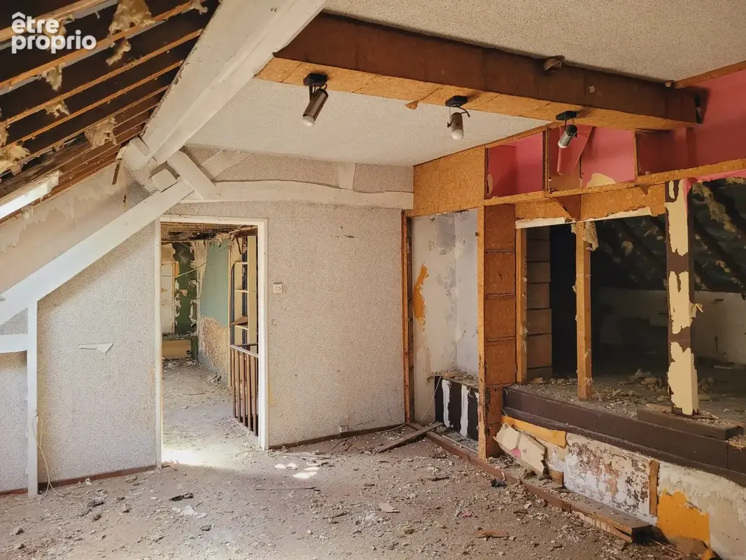 Maison 2 pièces 104 m² à vendre à Solre-Le-Chateau (59740) - photo 2
