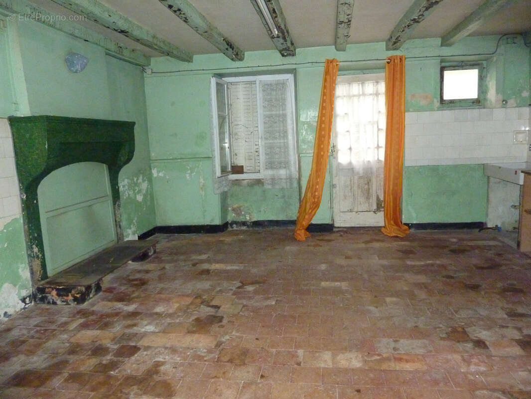 Maison à LATHUS-SAINT-REMY