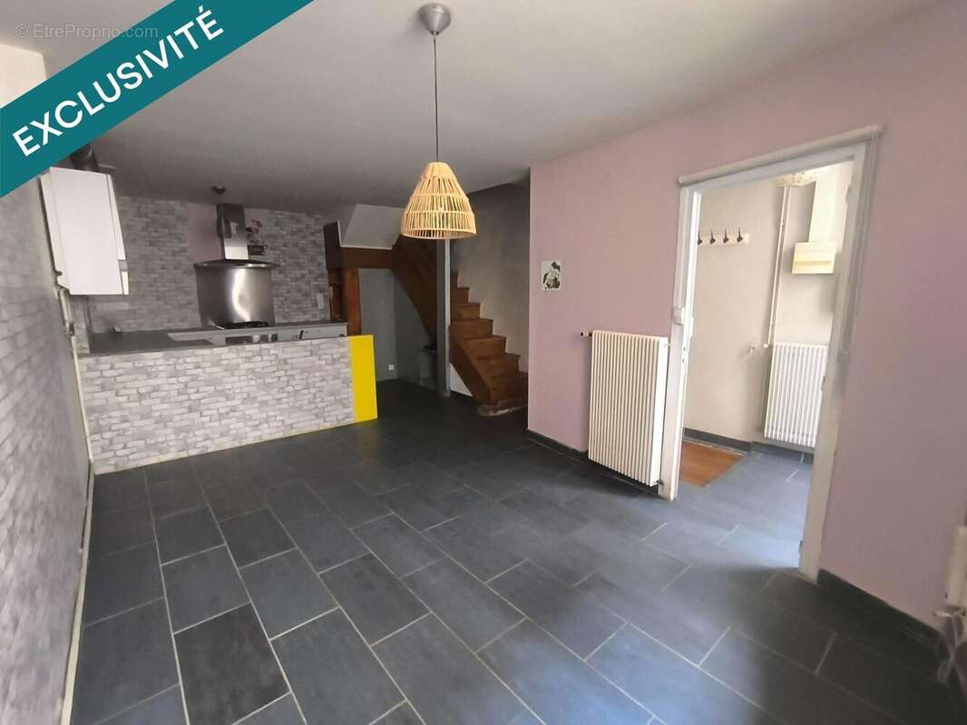 Photo 2 - Maison à COURPIERE