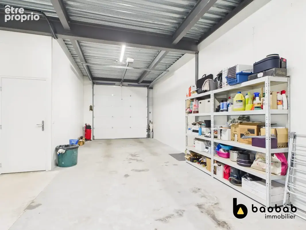 Commerce 440 m² à Challes-Les-Eaux  - photo 4