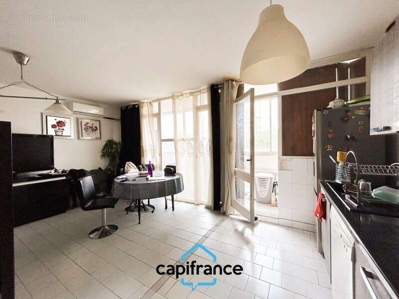 Appartement à MARSEILLE-15E