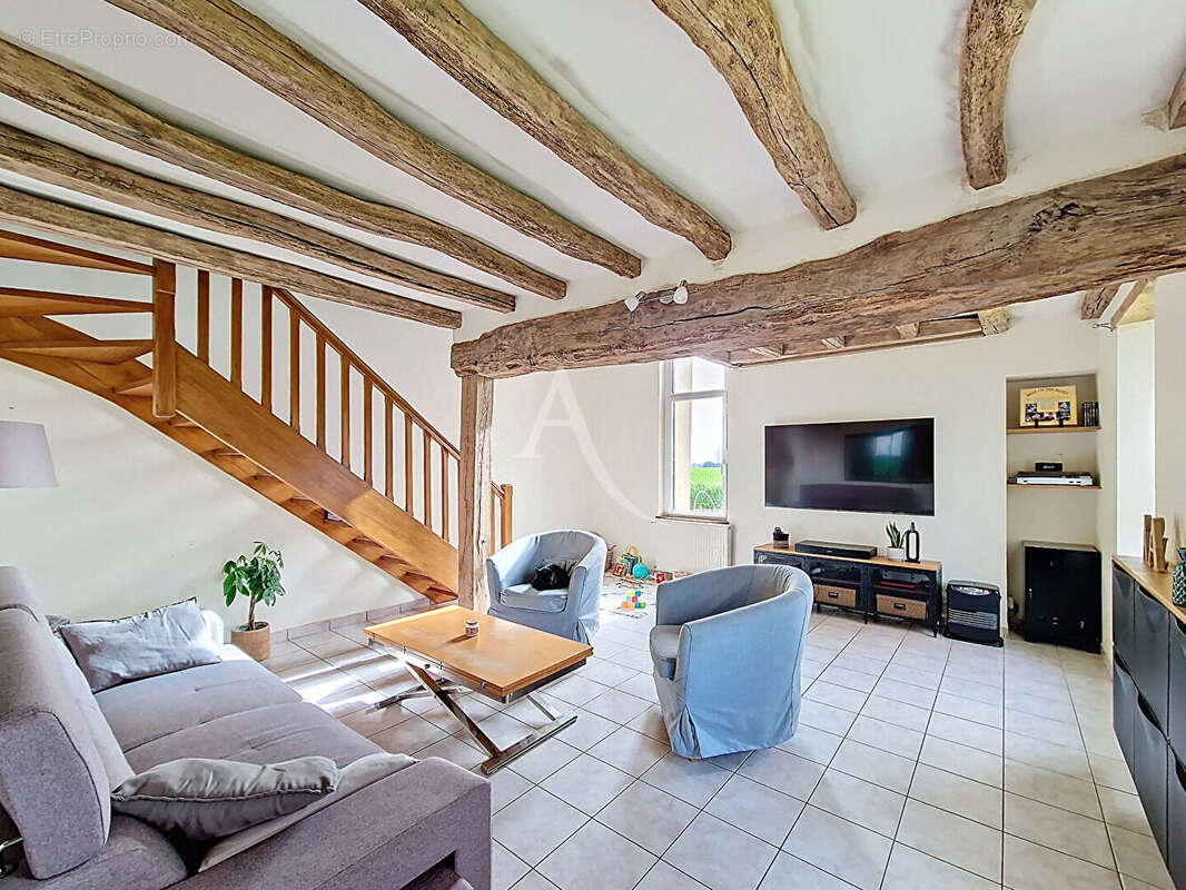 Maison à DOUE-LA-FONTAINE