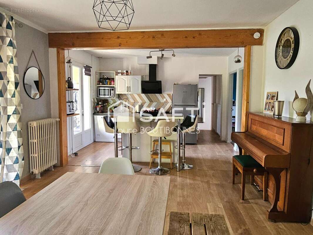 Photo 1 - Maison à SAINT-SULPICE