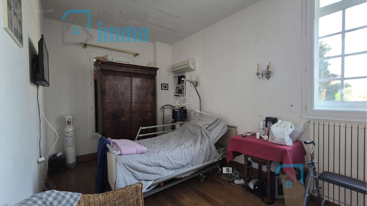 Maison à MEHUN-SUR-YEVRE