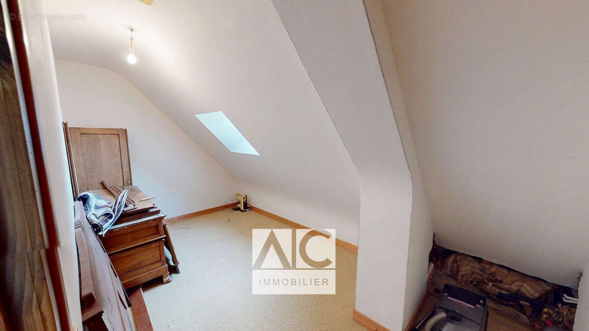 Maison à PLOUNEVEZ-QUINTIN