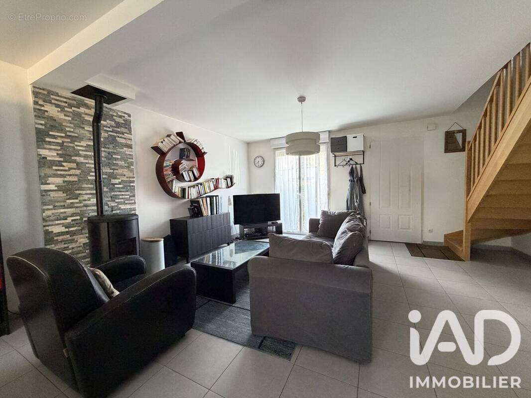 Photo 1 - Maison à SAINTE-LUCE-SUR-LOIRE