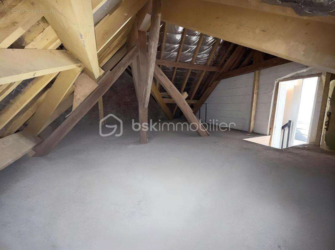 Appartement à BREUILLET