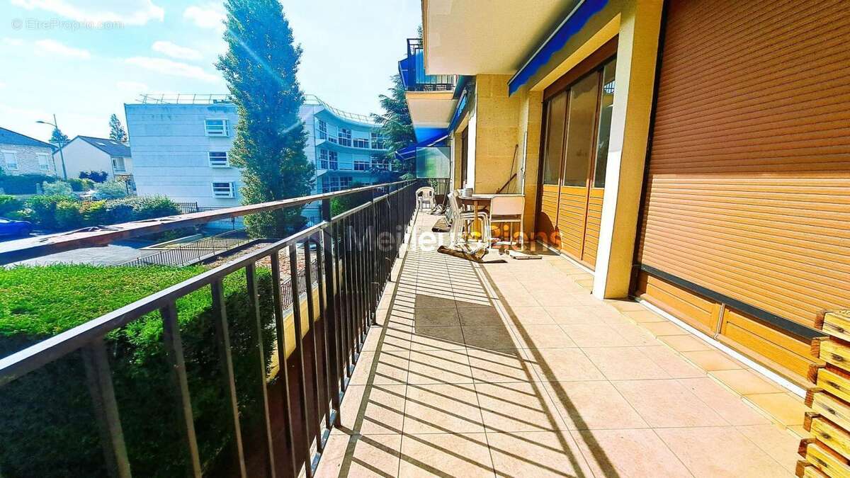 Appartement à ENGHIEN-LES-BAINS