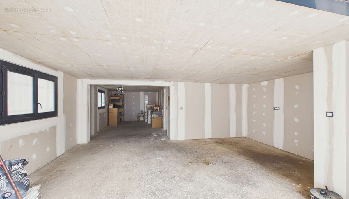 Maison entièrement rénovée de 140 m² au calme sans vis à vis - photo 18