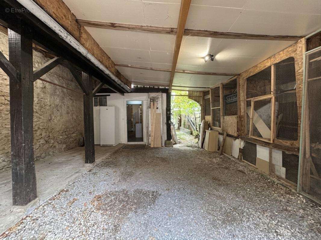 Immeuble de caractère en cœur de ville à Aire-sur-l’Adour (40) - photo 9