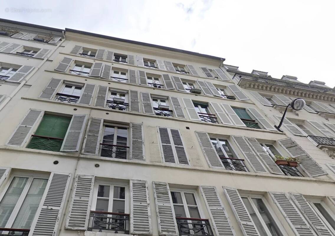 Appartement à PARIS-11E