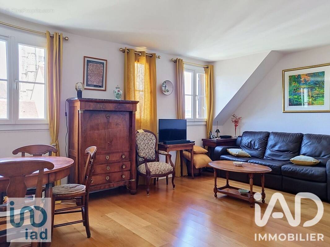 Photo 1 - Appartement à AUXERRE