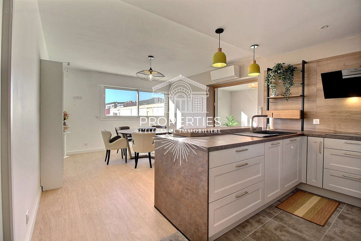 Appartement à LE LAVANDOU