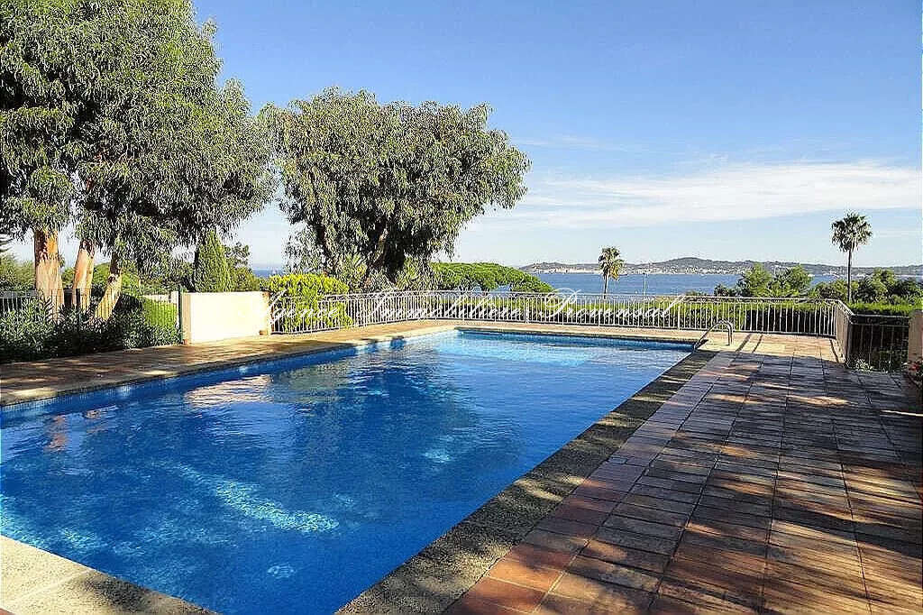 Appartement à GRIMAUD