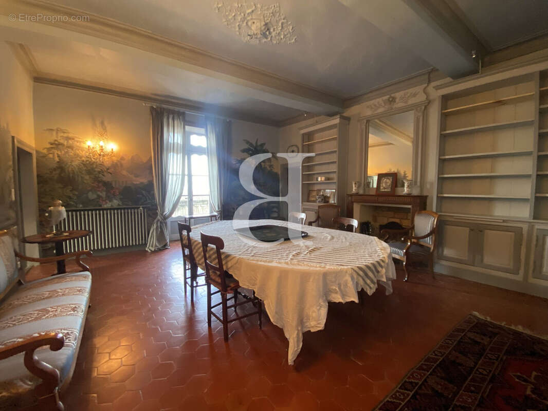 Maison 327 m² à Vaison-La-Romaine  - photo 3