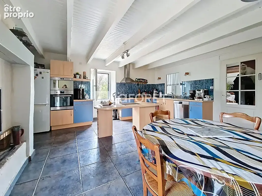 Maison en pierre. Coup de coeur à Marzan - photo 4