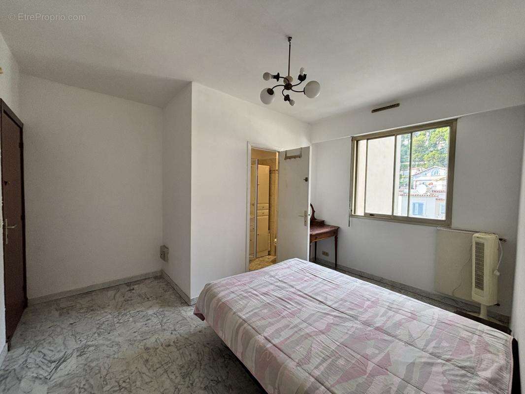 Appartement à BEAULIEU-SUR-MER