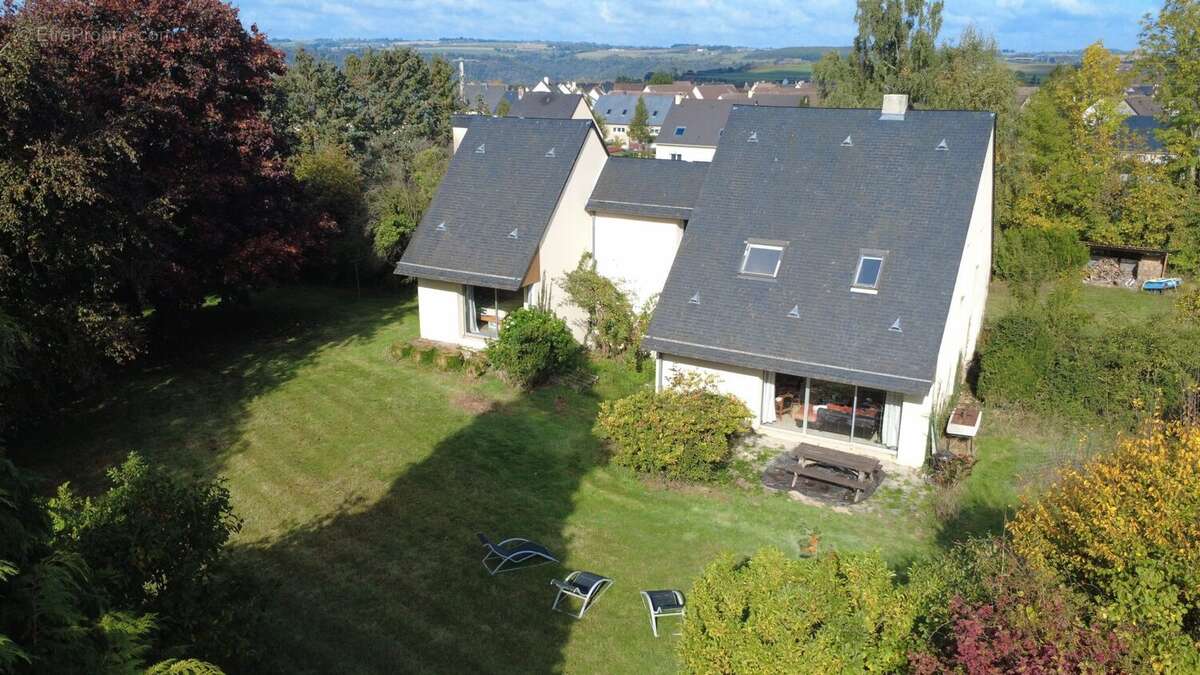 Maison à THURY-HARCOURT