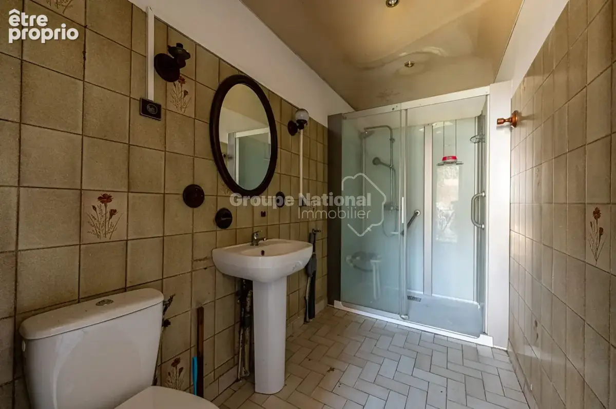 Maison de 91 m² aménagée en deux appartements  et une dépendance de 30m² aménagée en F2 - photo 7