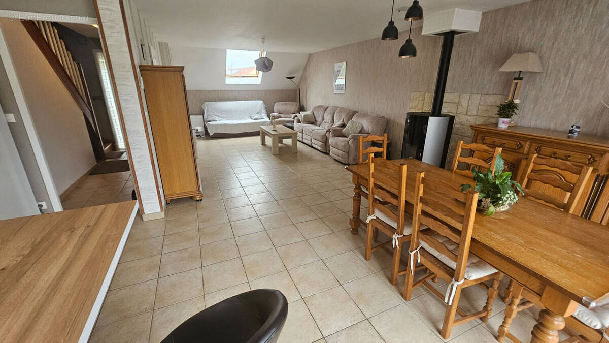 Maison à AVION