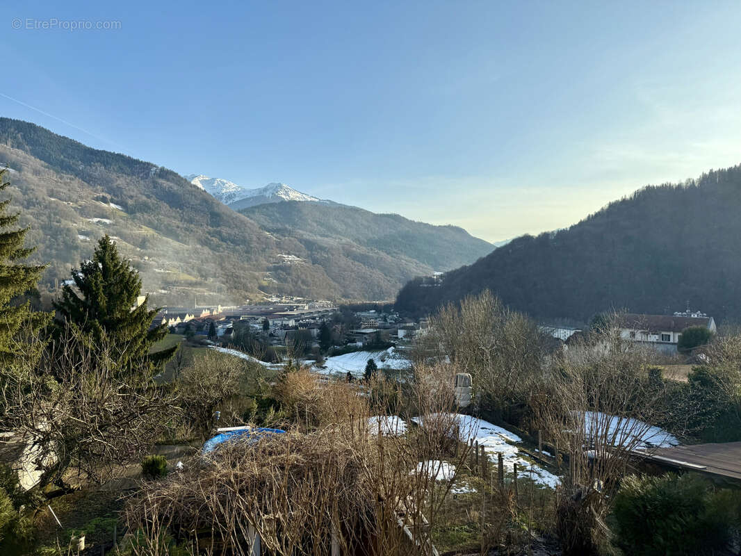 Appartement à UGINE