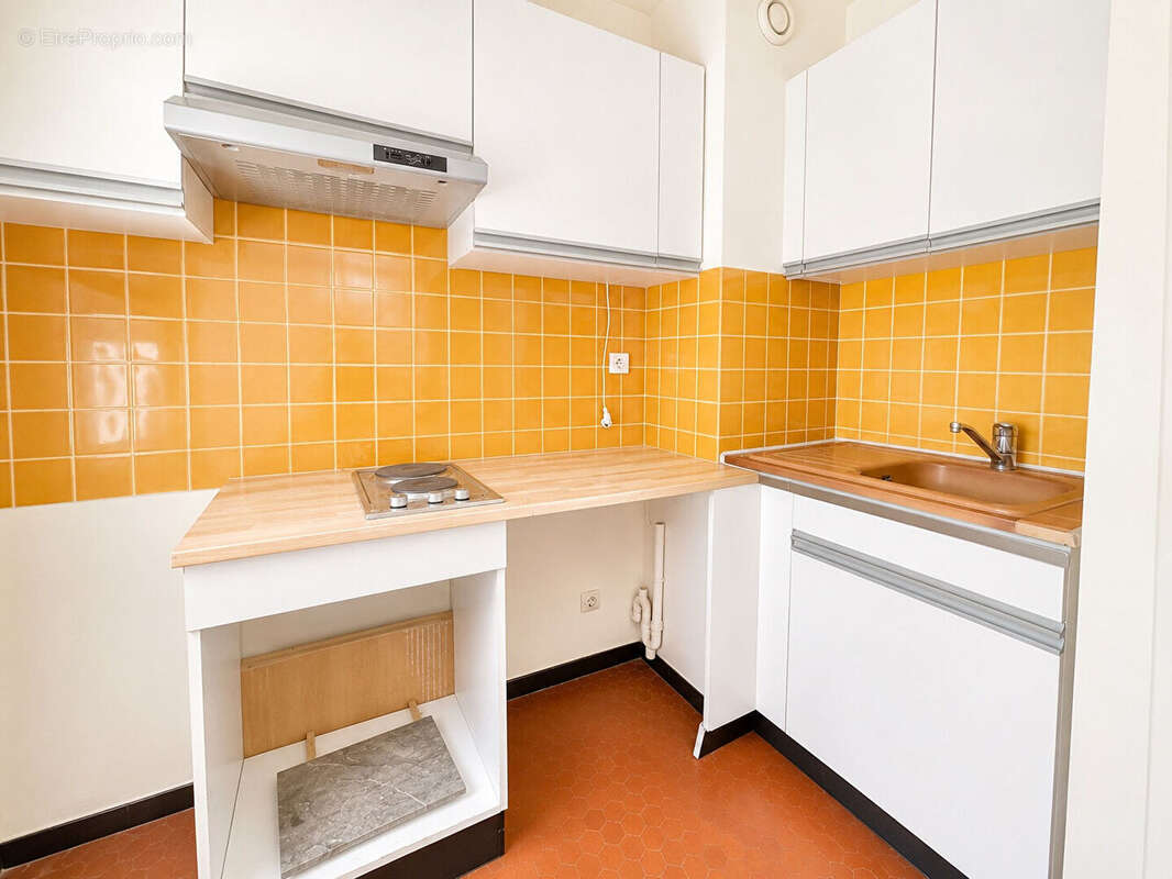 Appartement à PARIS-10E