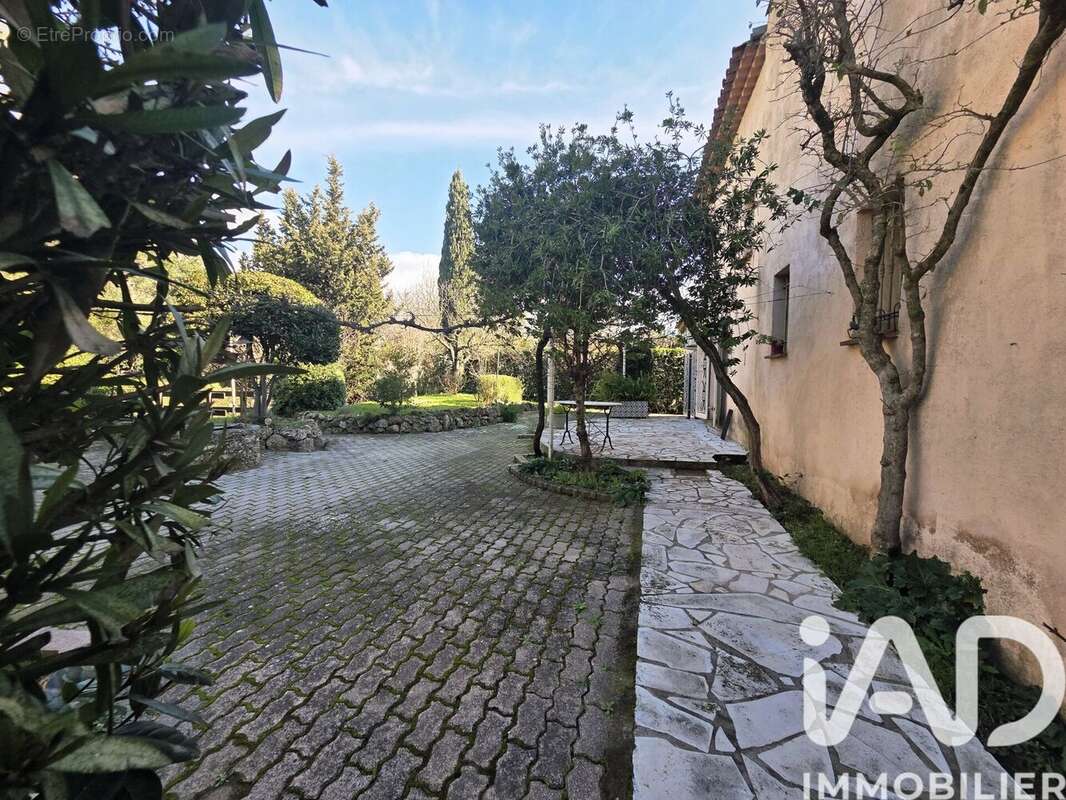Photo 4 - Maison à FREJUS