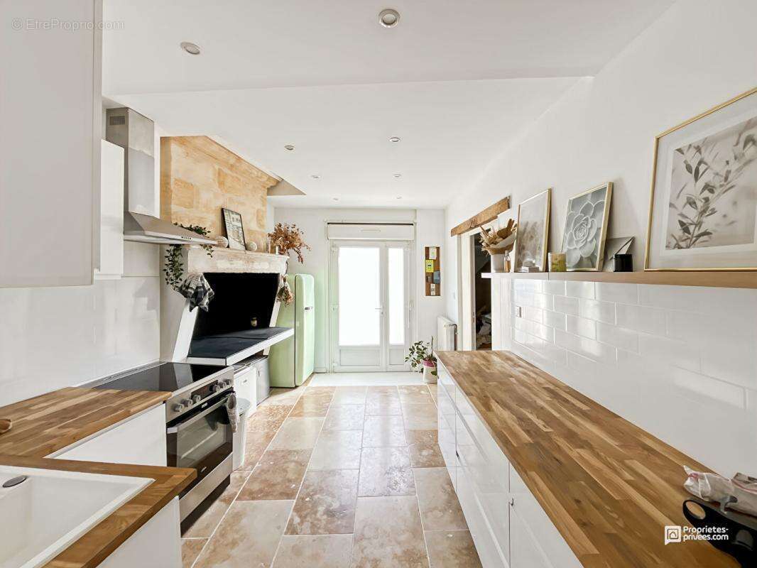 Maison à SAINT-SULPICE-ET-CAMEYRAC