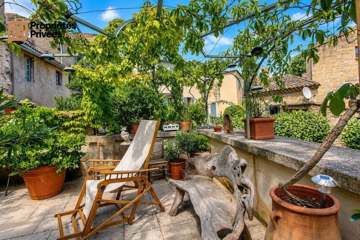Appartement à UZES