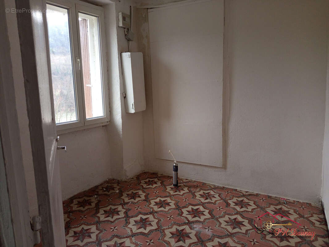 Maison à SAINT-MARTIN-DE-VALGALGUES