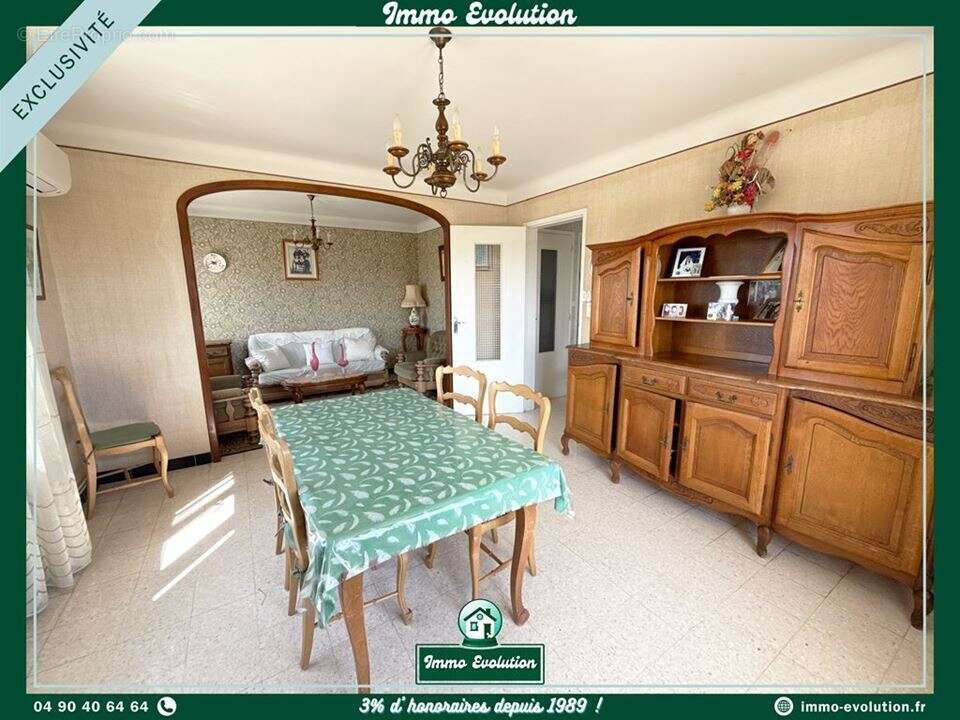 Maison à CAMARET-SUR-AIGUES