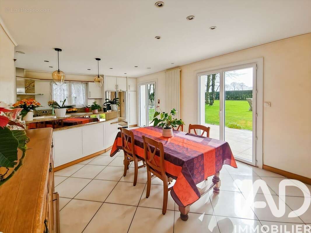 Photo 6 - Maison à PLUMELIAU