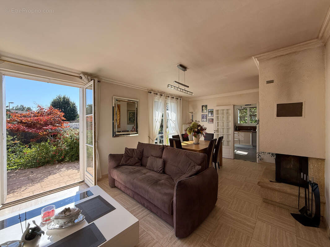 Maison à LES ALLUETS-LE-ROI