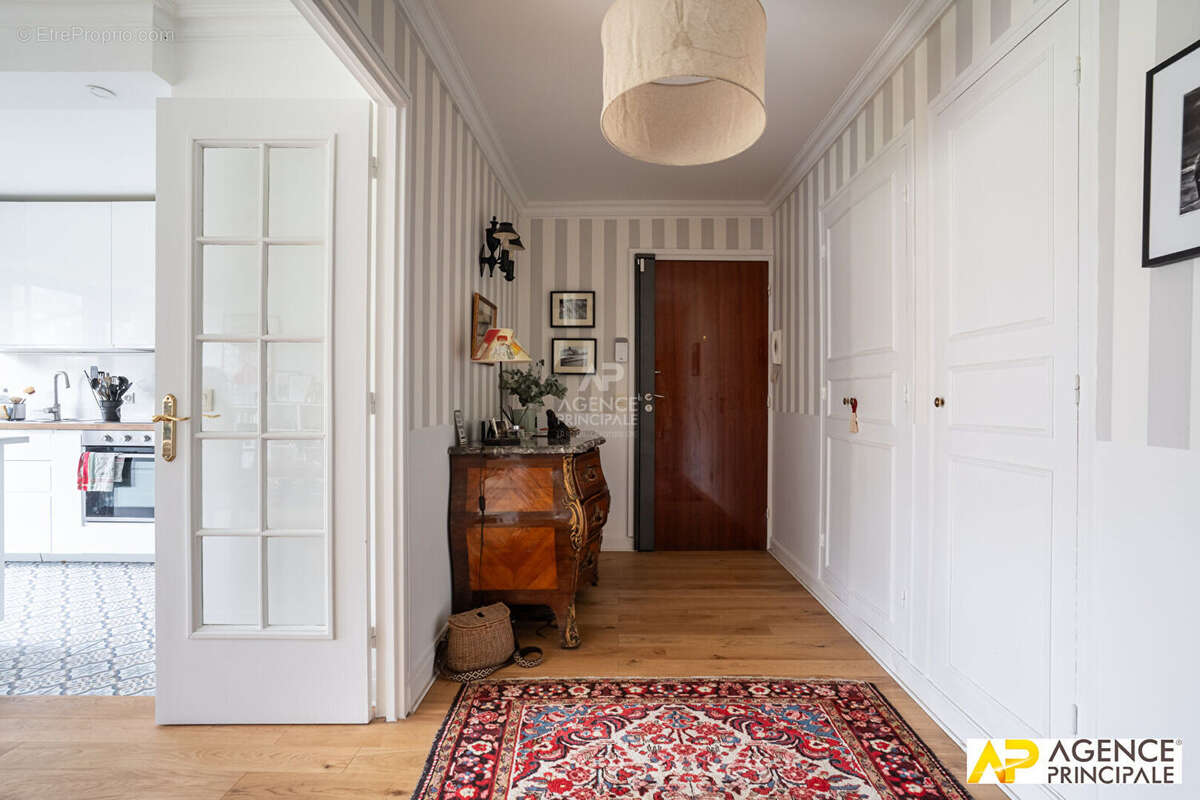 Appartement à MAISONS-LAFFITTE