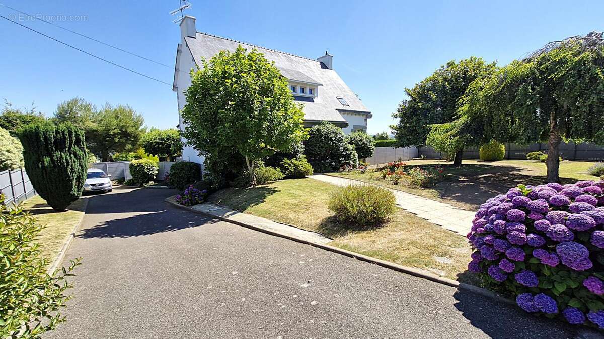 Maison à ETABLES-SUR-MER
