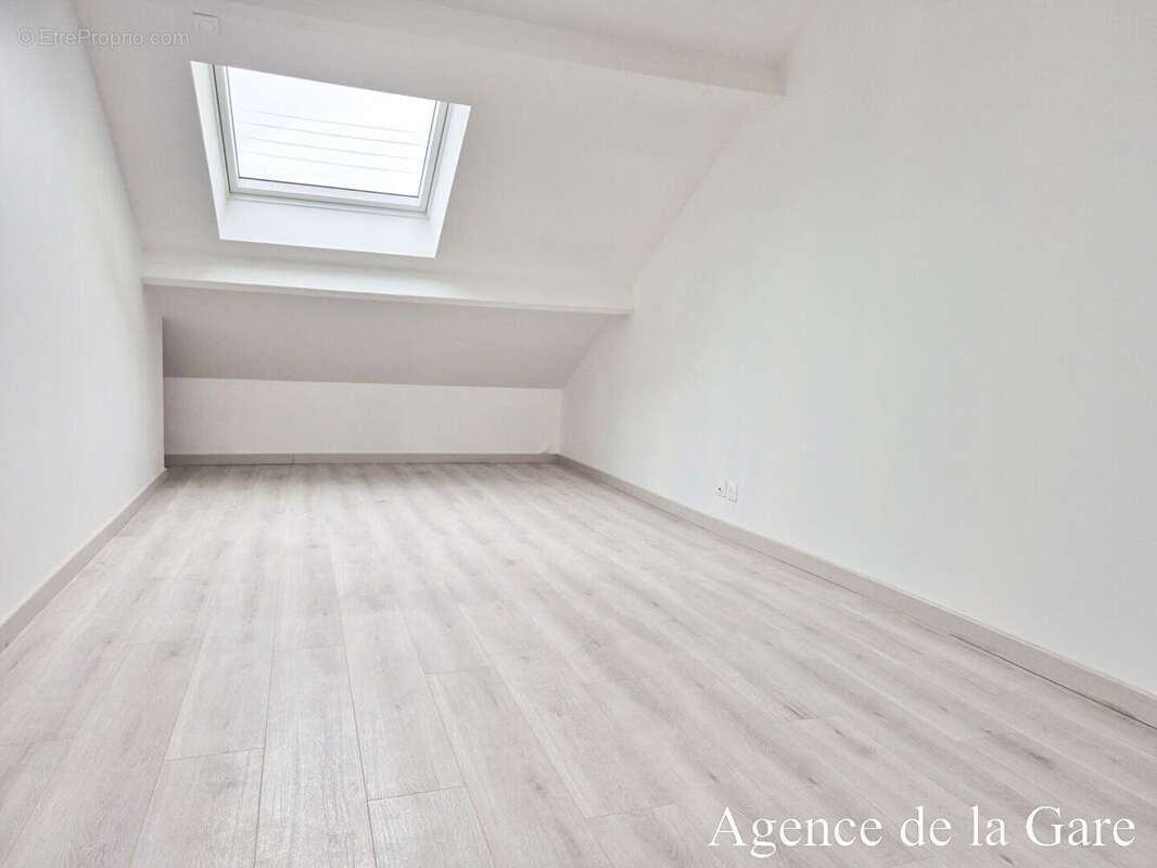 Appartement à HOUILLES