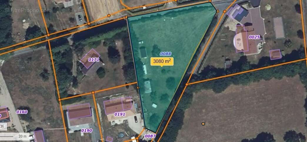 Terrain constructible 3076 m2 - photo 4