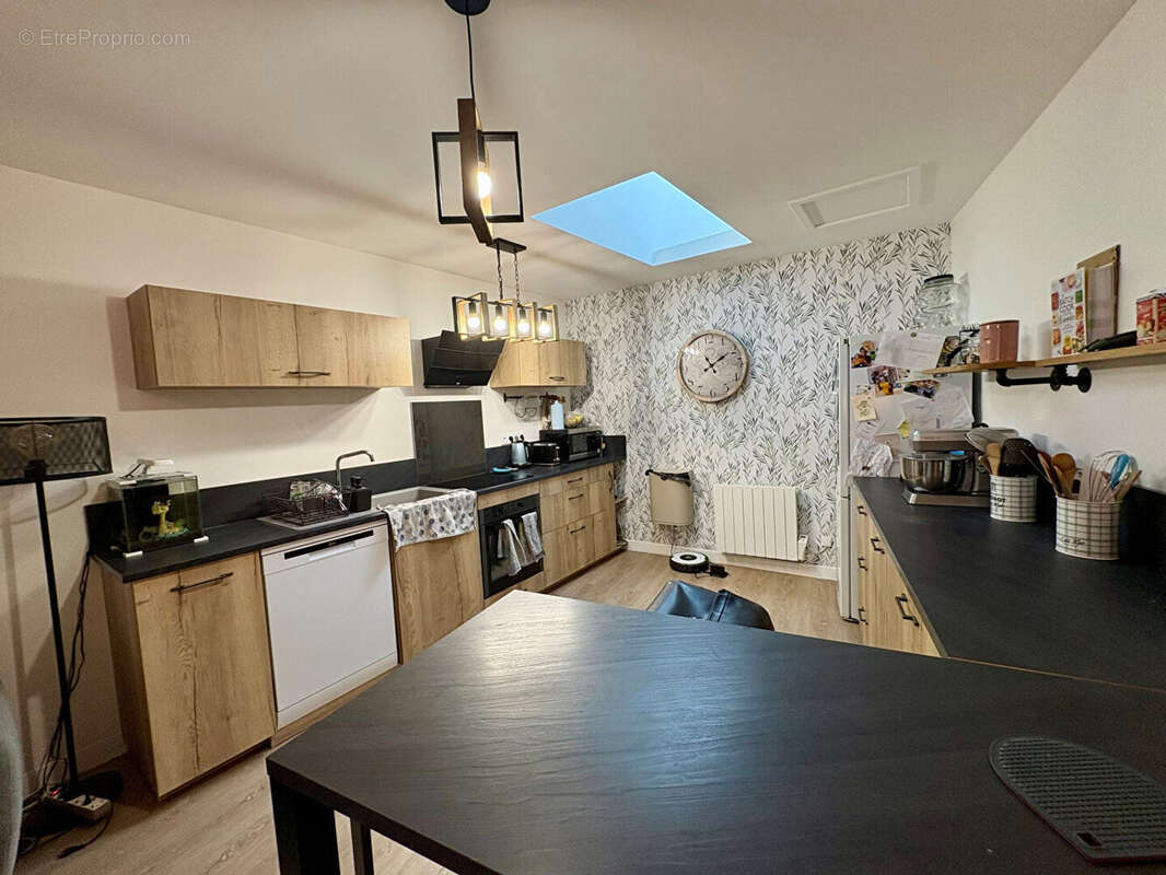 Appartement à LA CHAUSSEE-SAINT-VICTOR