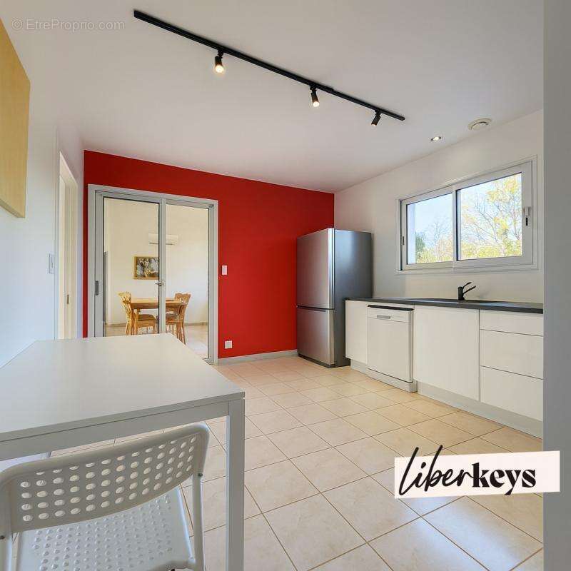 Maison à SAINT-SULPICE