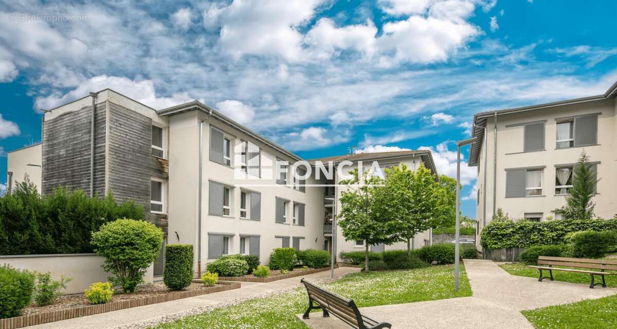 Appartement à SAINT-ISMIER