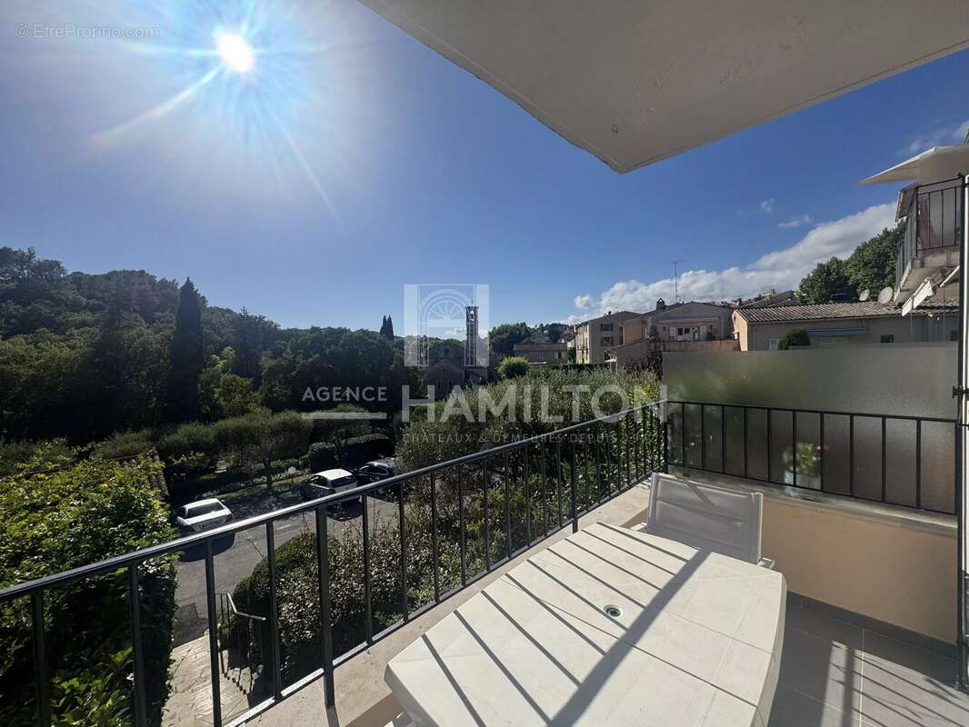 Appartement à VALBONNE