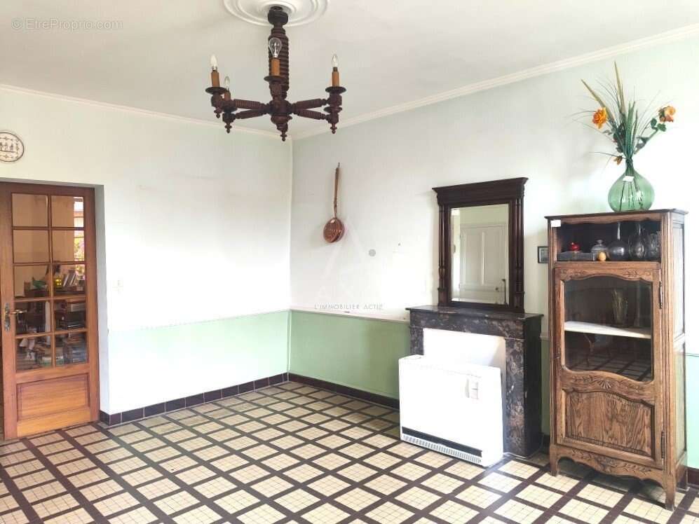 Maison à MORANNES