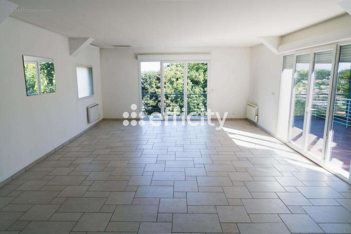 Maison à VILLEBON-SUR-YVETTE