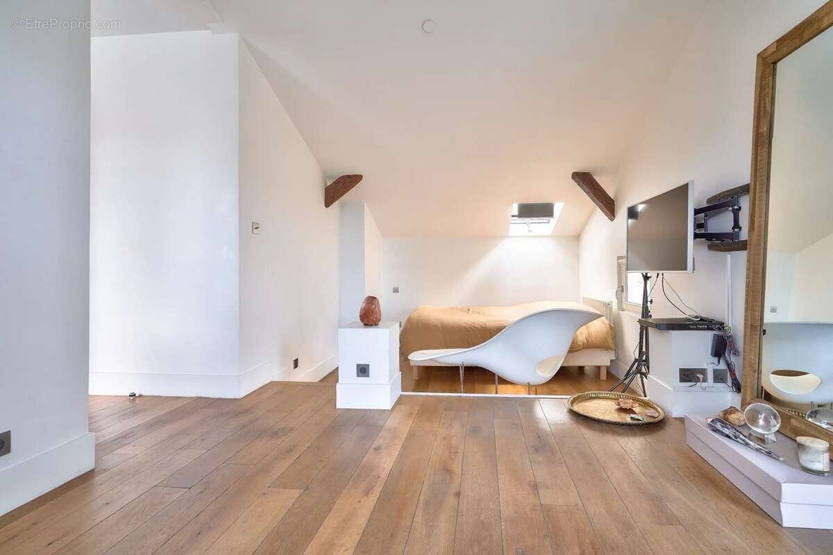 Appartement à PARIS-6E